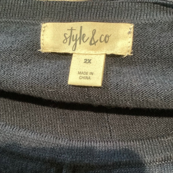 Style & Co  Navy tunic top New w/tags - Picture 2 of 5